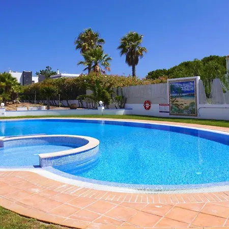 Casa de Férias Casa Coral - 500 Meters From The Beach Albufeira